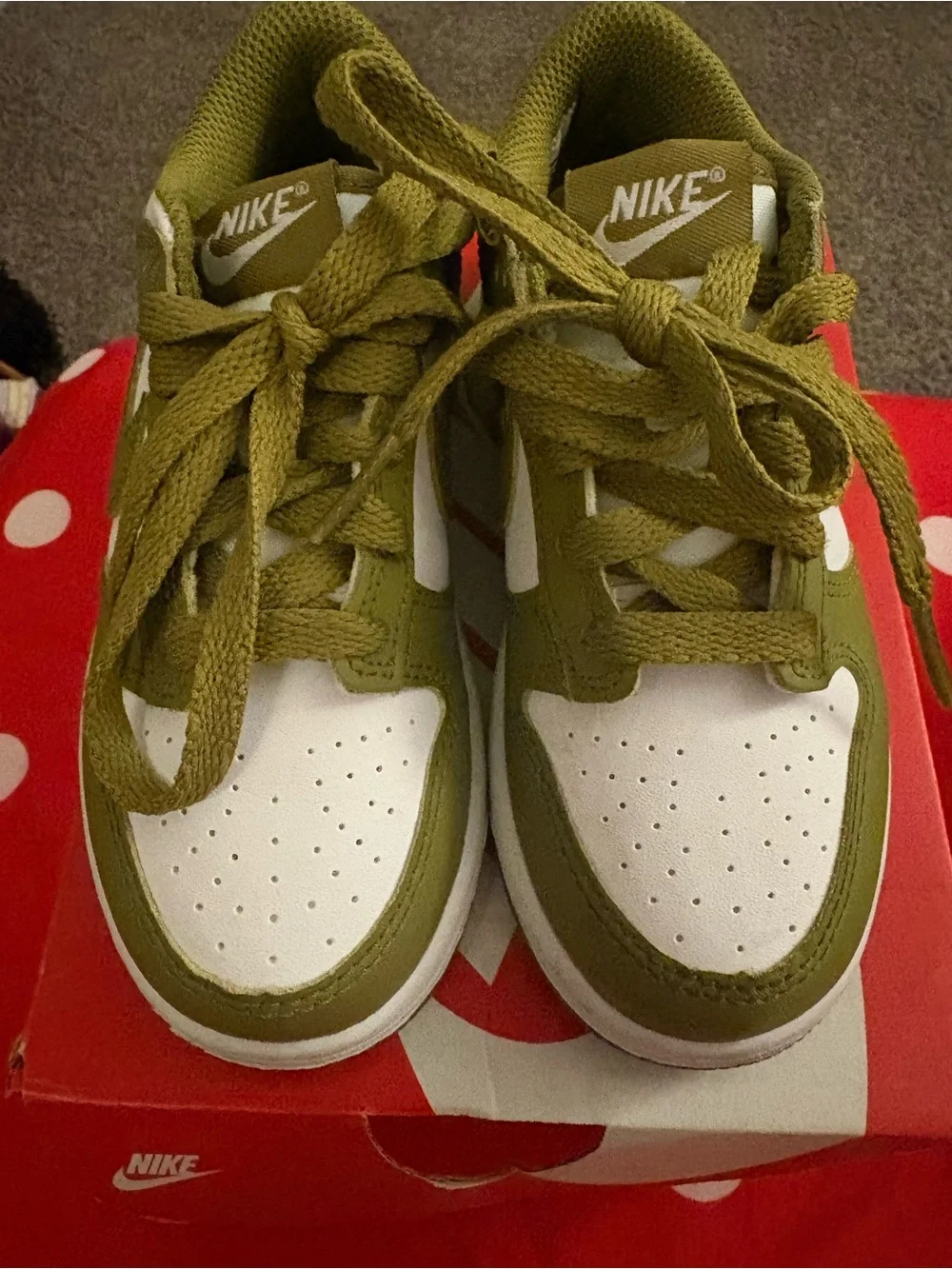 Nike Kids Olive Green and White Low-Top Sneakers